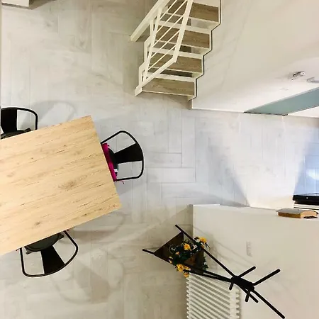 Апартаменти Suite169