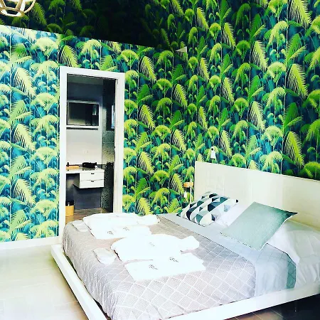 아파트 Suite169 *